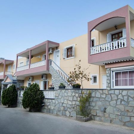 Appartement Roumeliotis House à Karpathos Extérieur photo