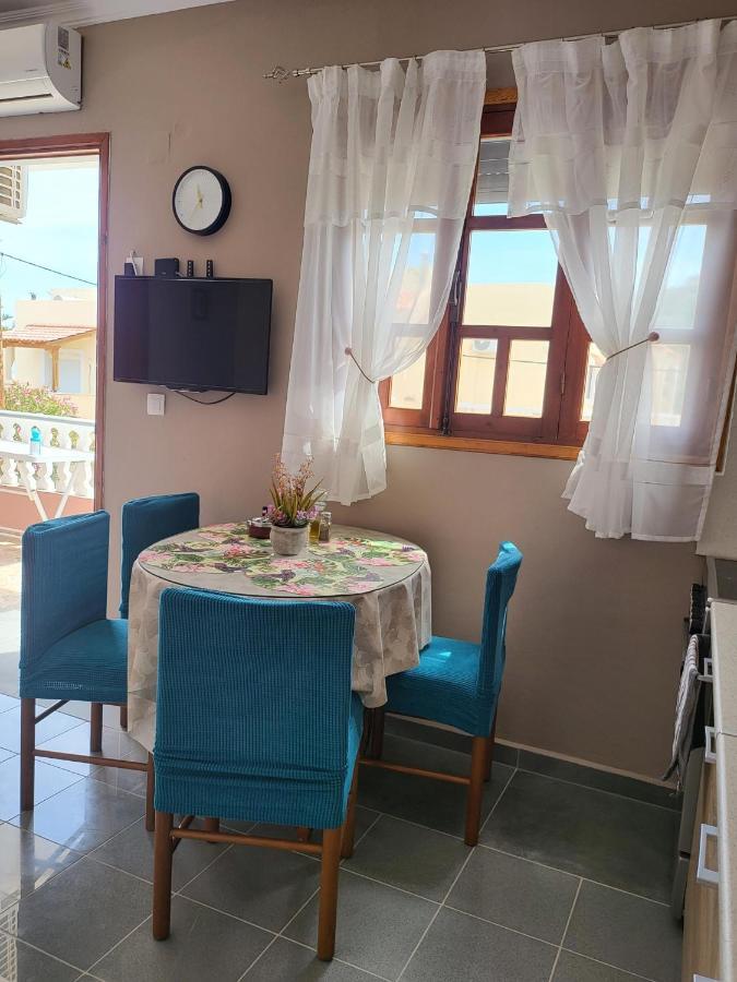 Appartement Roumeliotis House à Karpathos Extérieur photo